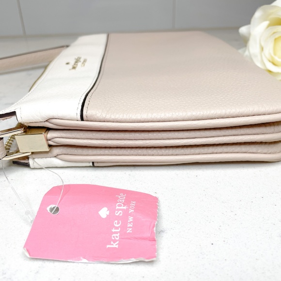 NWT Kate Spade Beige Nude & Cream Pebbled Leather Triple Gusset Crossbody Purse - Picture 10 of 11